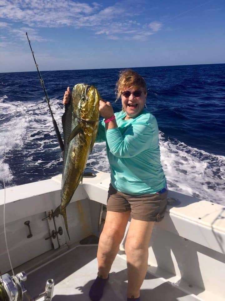 Capullo Tamarindo 3/4 day charter dorado