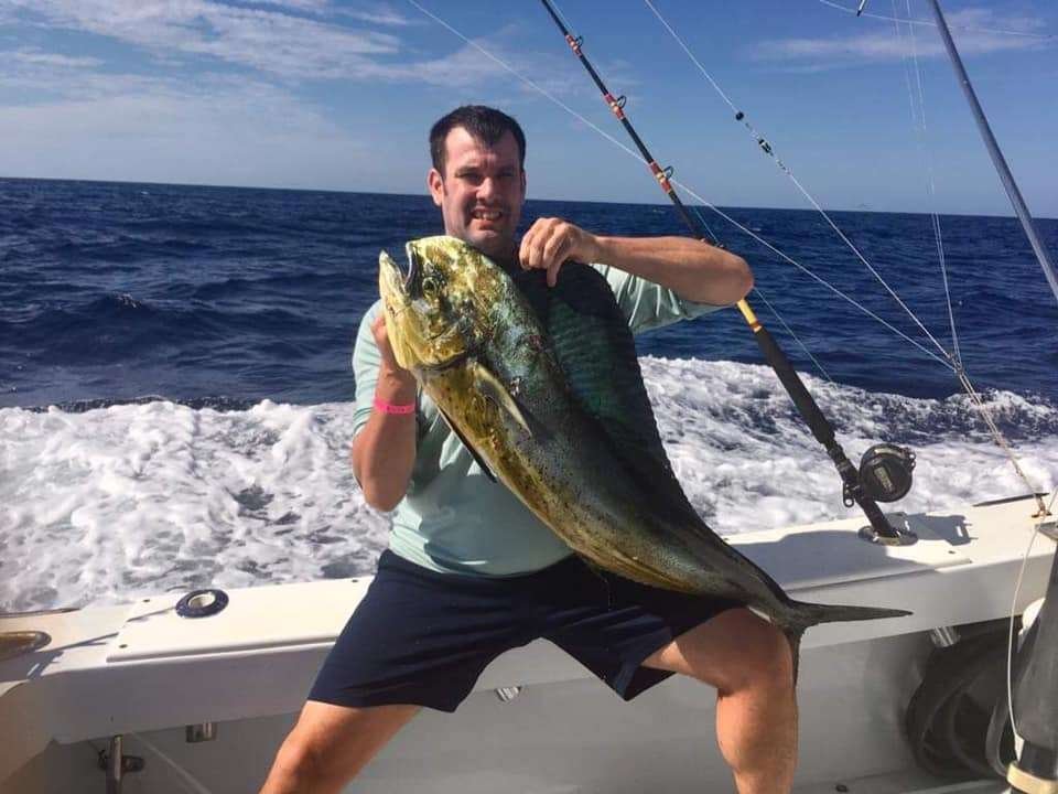 Capullo Tamarindo 3/4 day charter dorado