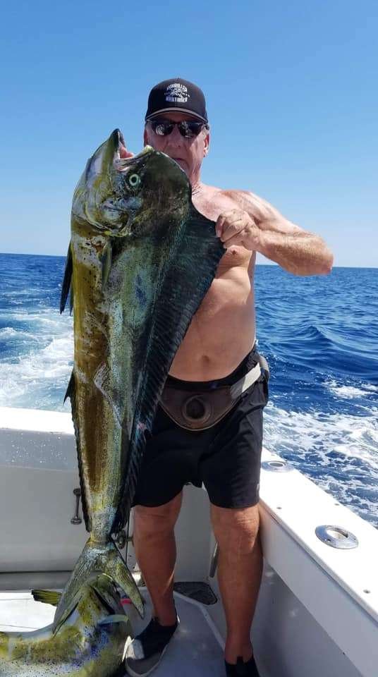 Capullo Tamarindo half day charter dorado