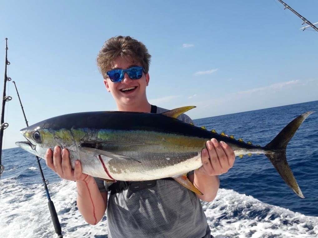 Talking Fish Tamarindo half day charter tuna